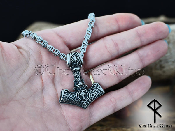 Thor's Hammer Necklace - Silver Mjolnir Pendant | 30% Off – Jewelrify